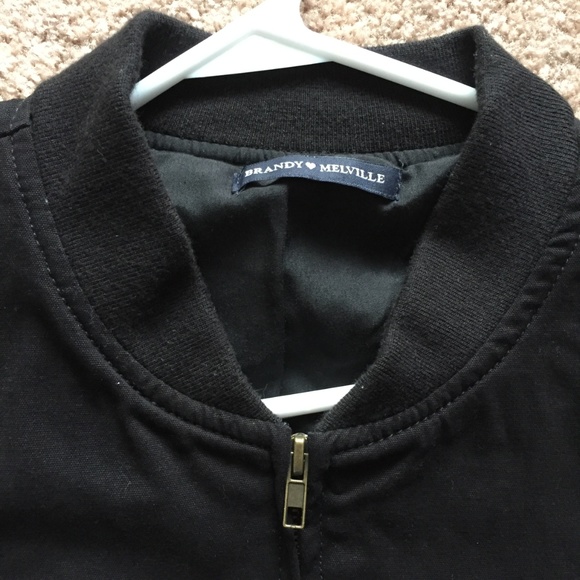 Brandy Melville Black Kasey Bomber Jacket - Picture 5 of 5